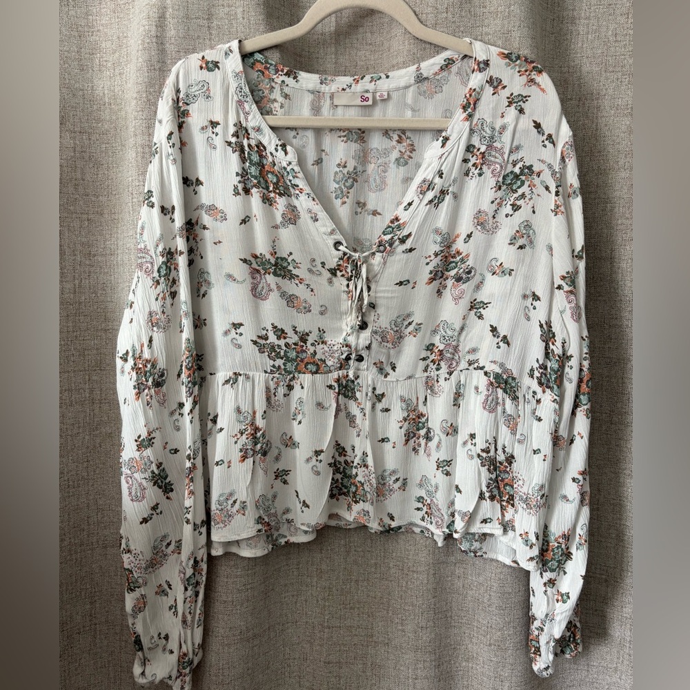 SO Floral Button-Front Blouse - White and Green